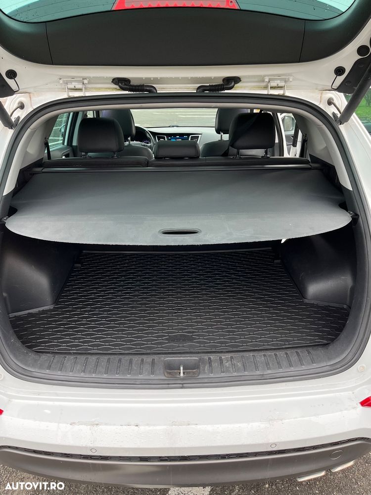 Hyundai Tucson 2.0 CRDI 4WD Automatik Premium - 14