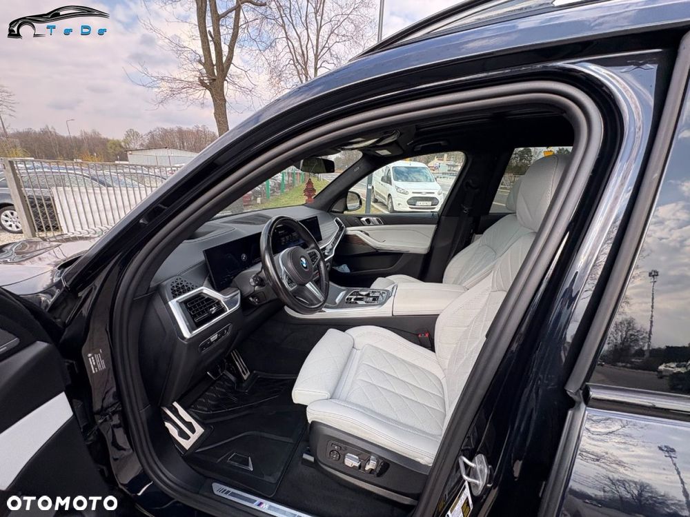 BMW X7 xDrive40i mHEV Individual Edition sport - 27