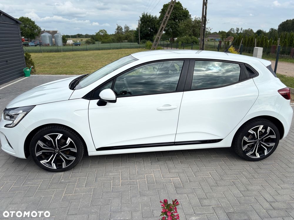 Renault Clio - 7