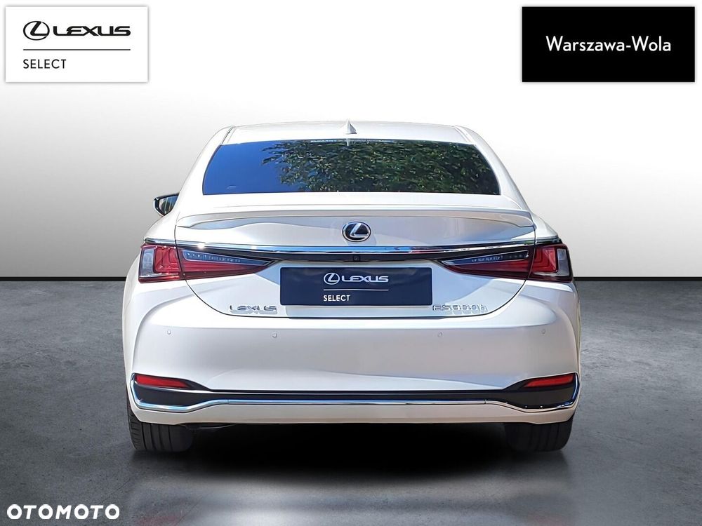 Lexus ES 300h Business Edition - 6