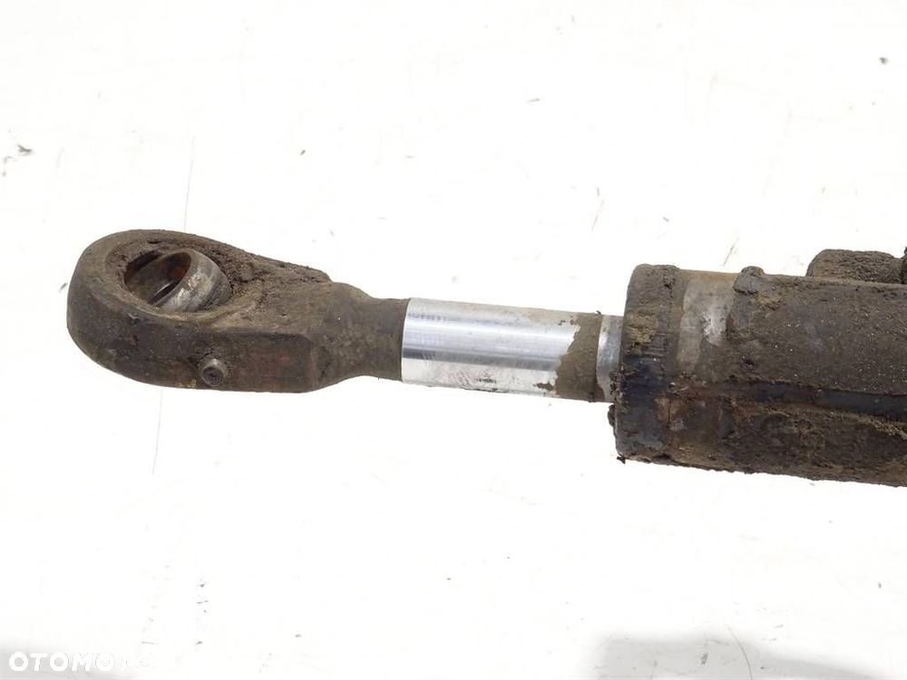 SIŁOWNIK HYDRAULICZNY - 3