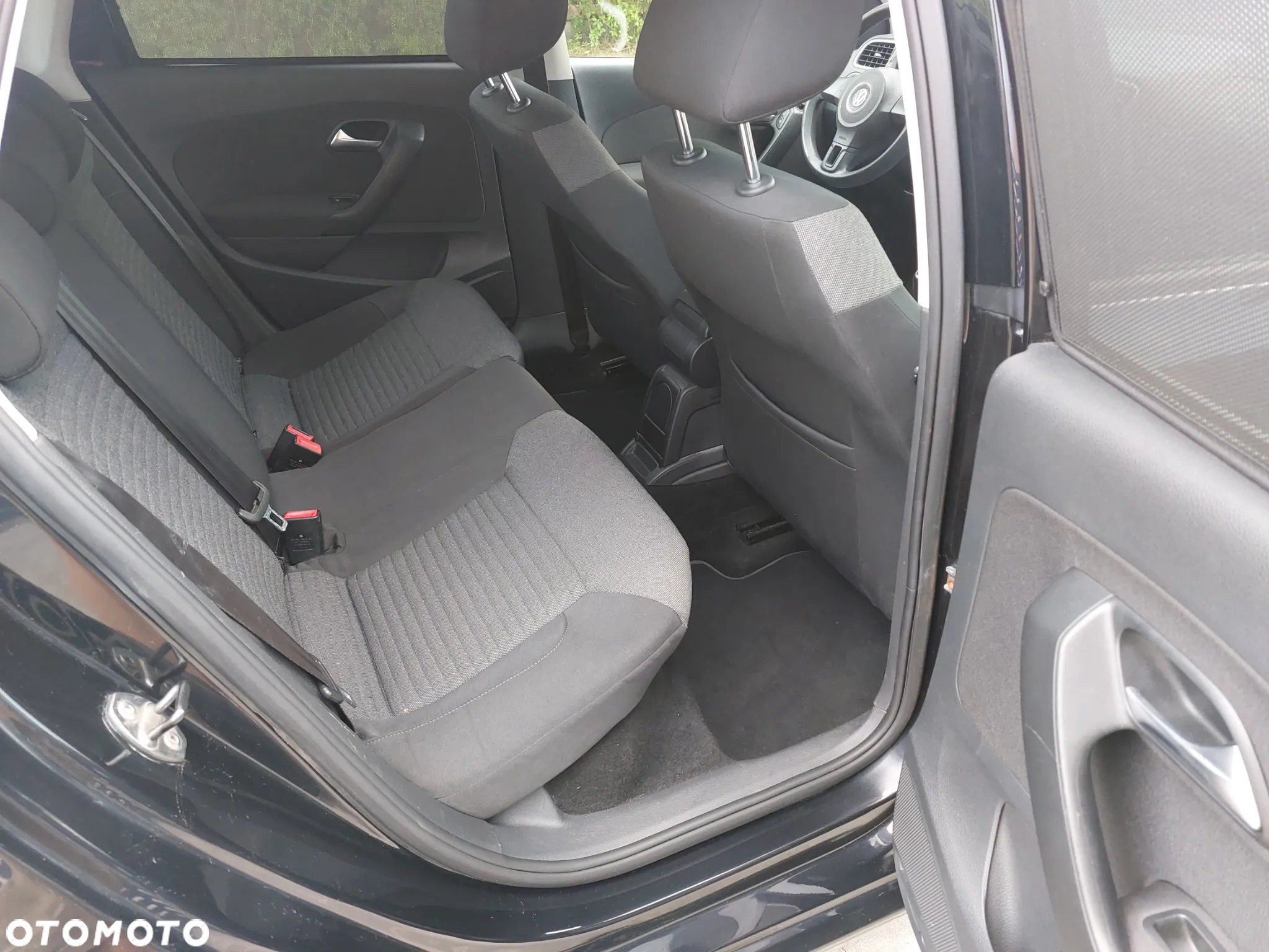 Volkswagen Polo 1.4 16V Comfortline - 20