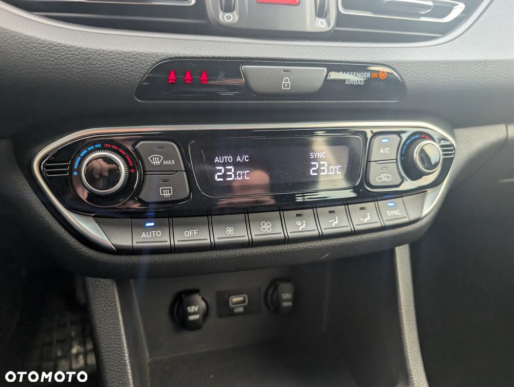 Hyundai i30 1.5 T-GDI 48V Smart DCT - 13