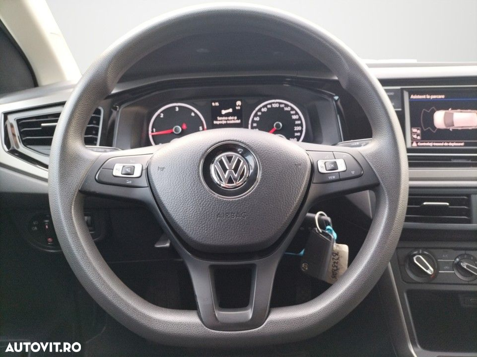 Volkswagen Polo - 10