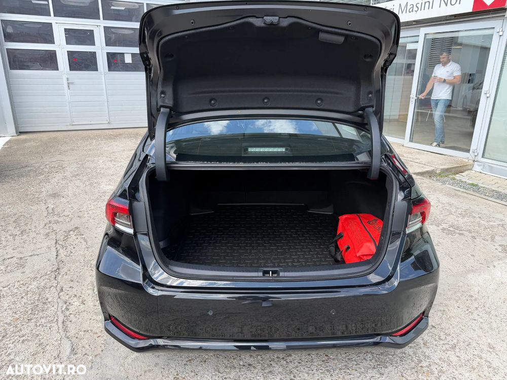 Toyota Corolla - 6