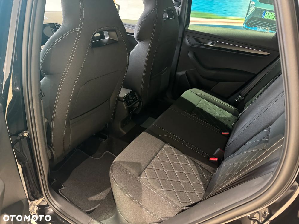 Skoda Karoq 2.0 TSI 4x4 DSG Sportline - 10