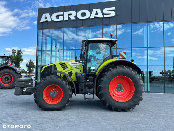 Claas AXION 830