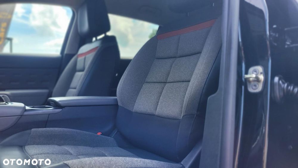 Citroën C5 Aircross 225 e.EAT8 SHINE PACK - 39