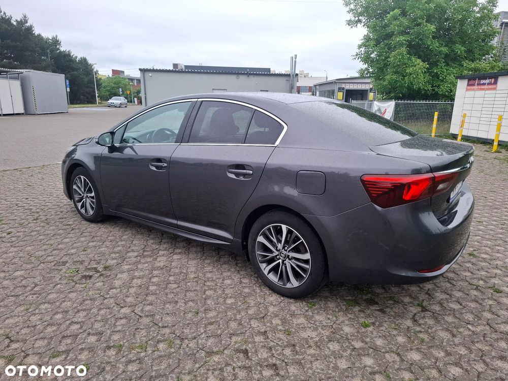 Toyota Avensis 1.8 Prestige - 4