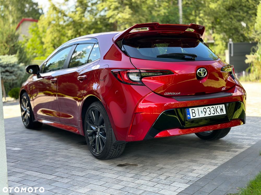 Toyota Corolla - 10