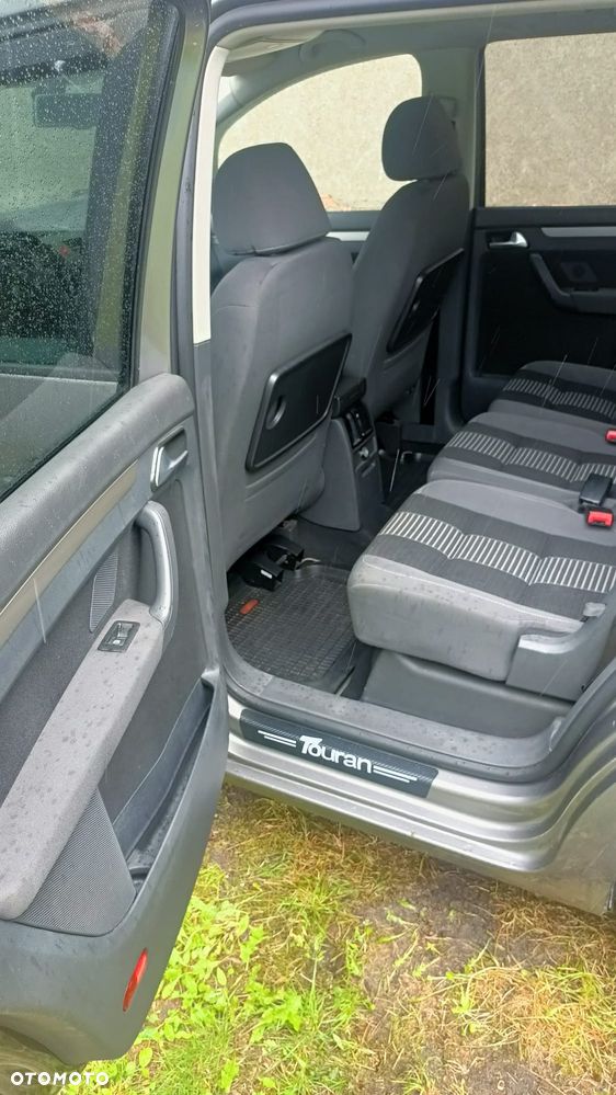Volkswagen Touran 2.0 TDI United - 10