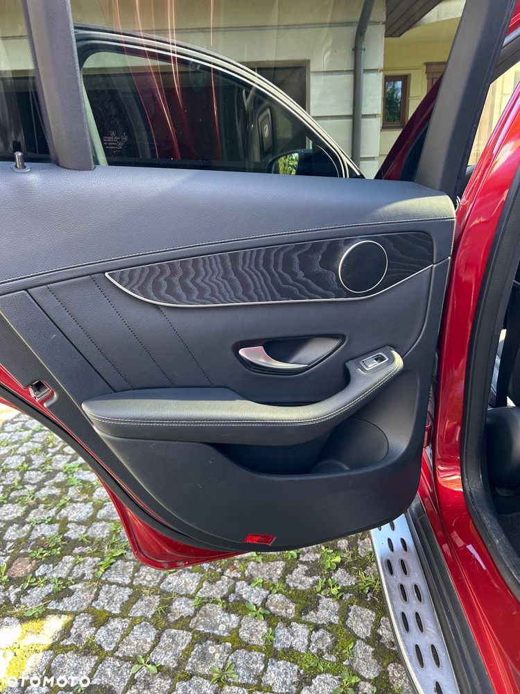 Mercedes-Benz GLC - 29