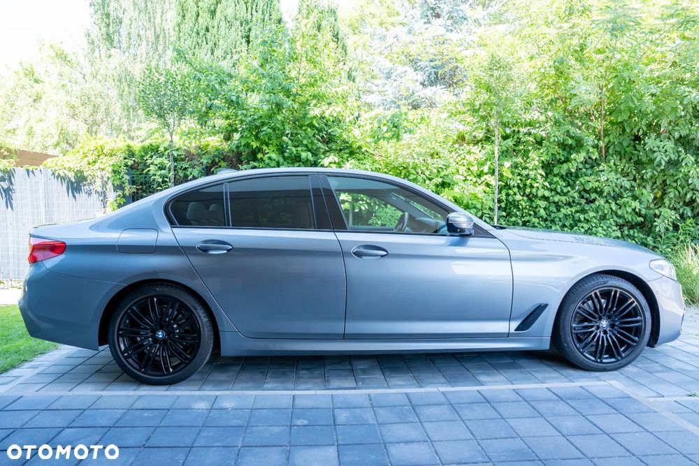 BMW Seria 5 520d xDrive - 7