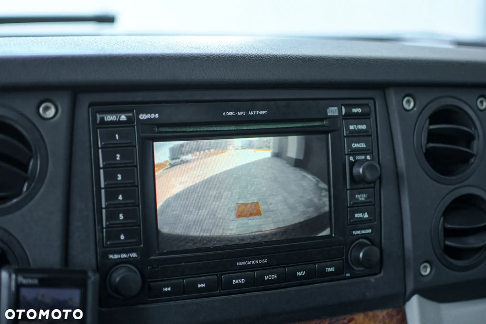 Jeep Commander 3.0 CRD Overland - 12