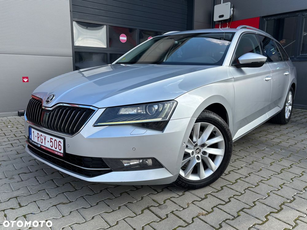 Skoda Superb 2.0 TDI DSG Style - 2