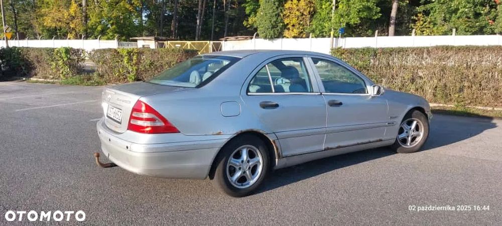 Mercedes-Benz Klasa C 200 T Kompressor Sport - 4
