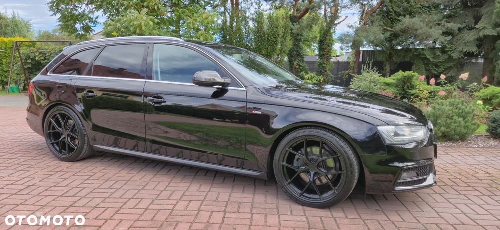 Audi A4 Avant 2.0 TDI Quattro S tronic - 36