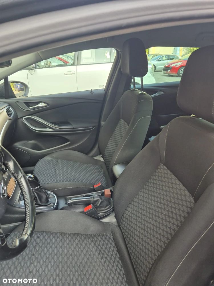 Opel Astra IV 1.6 CDTI Sport - 9