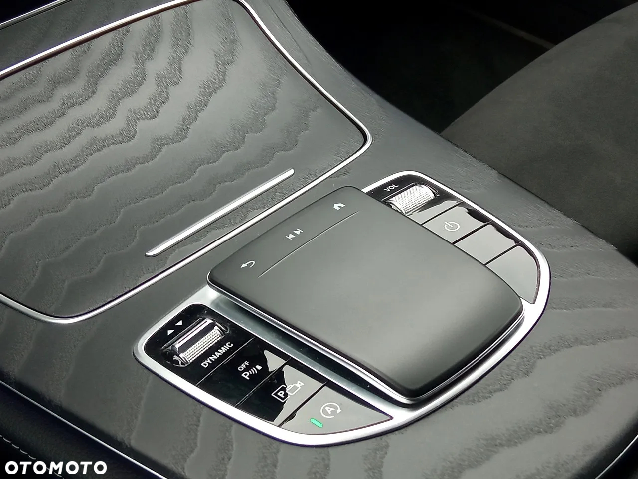 Mercedes-Benz Klasa E 220 d 4-Matic AMG - 26
