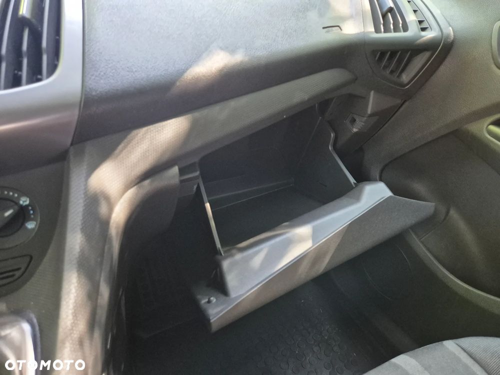 Ford Transit Connect - 20