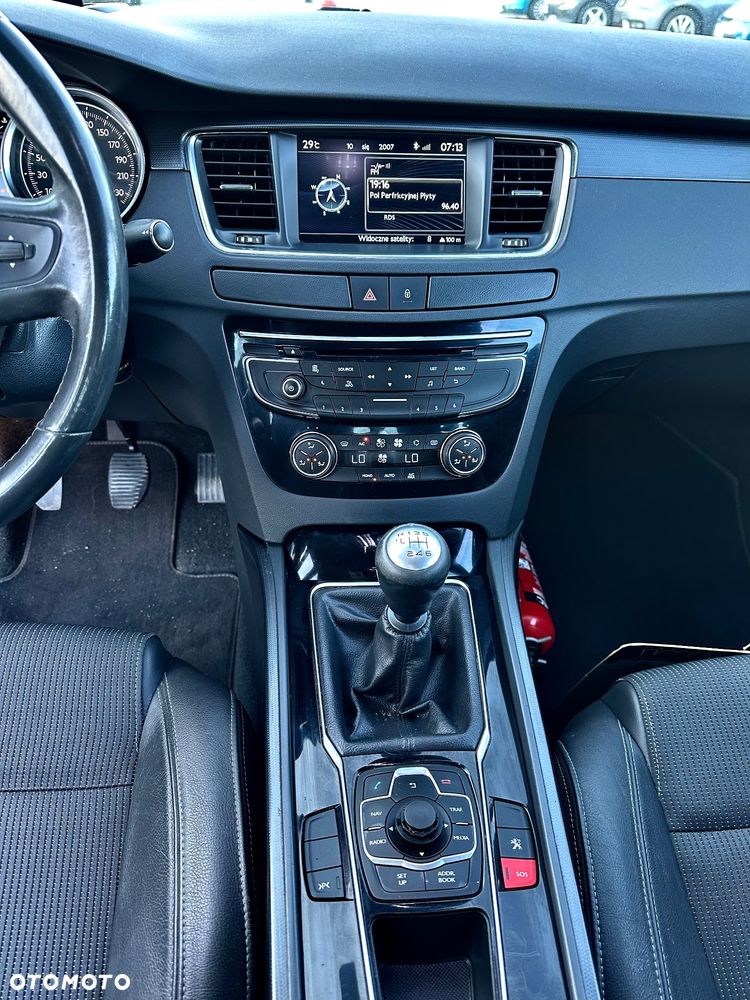 Peugeot 508 HDi FAP 140 Family - 21