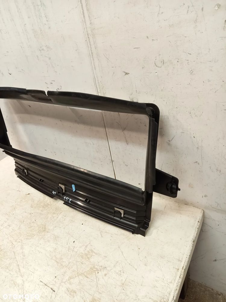 Volvo XC60 II 2 Wlot powietrza Wzmocnienie żaluzja roleta aktywna - 2