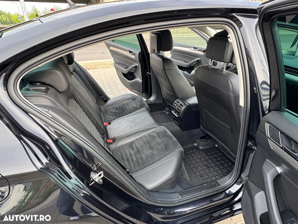 Volkswagen Passat 2.0 TDI DSG 4Motion Highline - 19