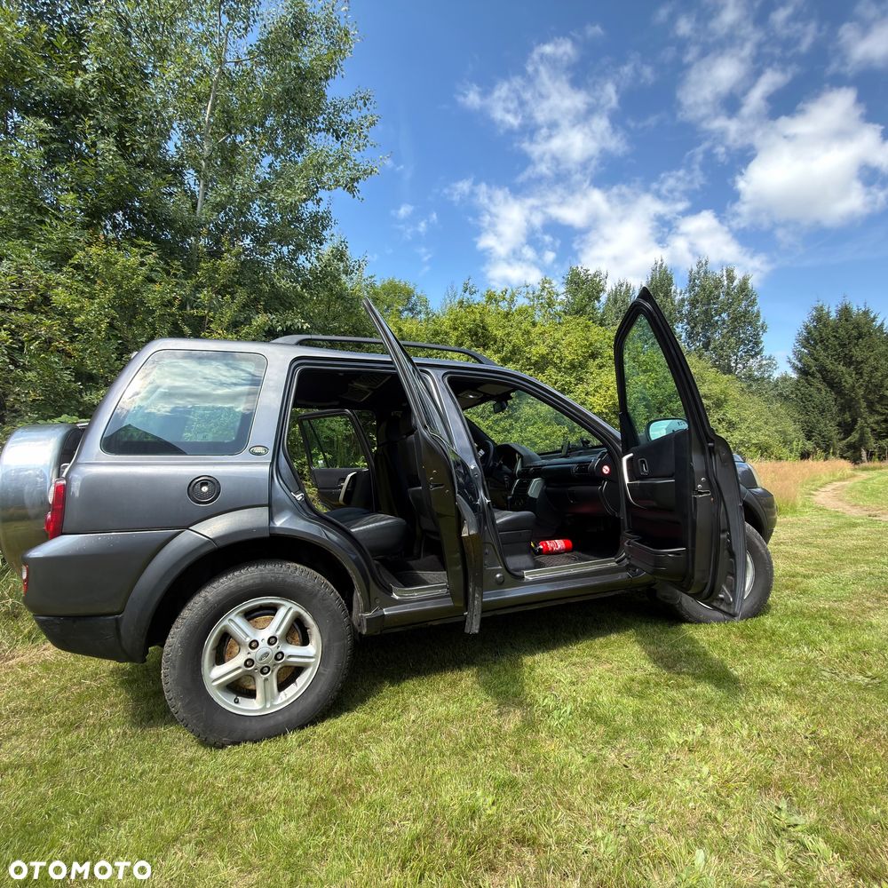 Land Rover Freelander - 2