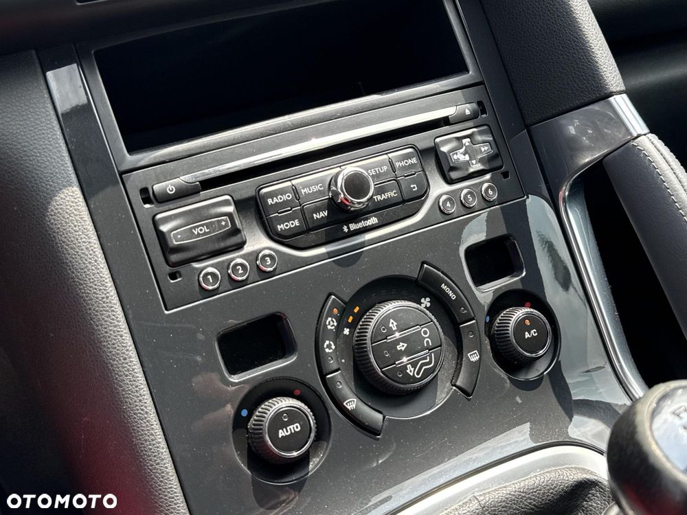 Peugeot 3008 1.6 HDi Active - 15