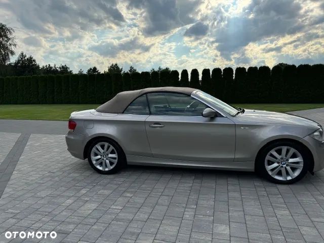 BMW Seria 1 120d Cabrio - 5