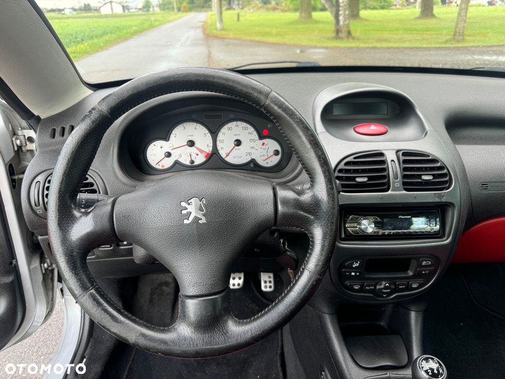 Peugeot 206 CC - 11