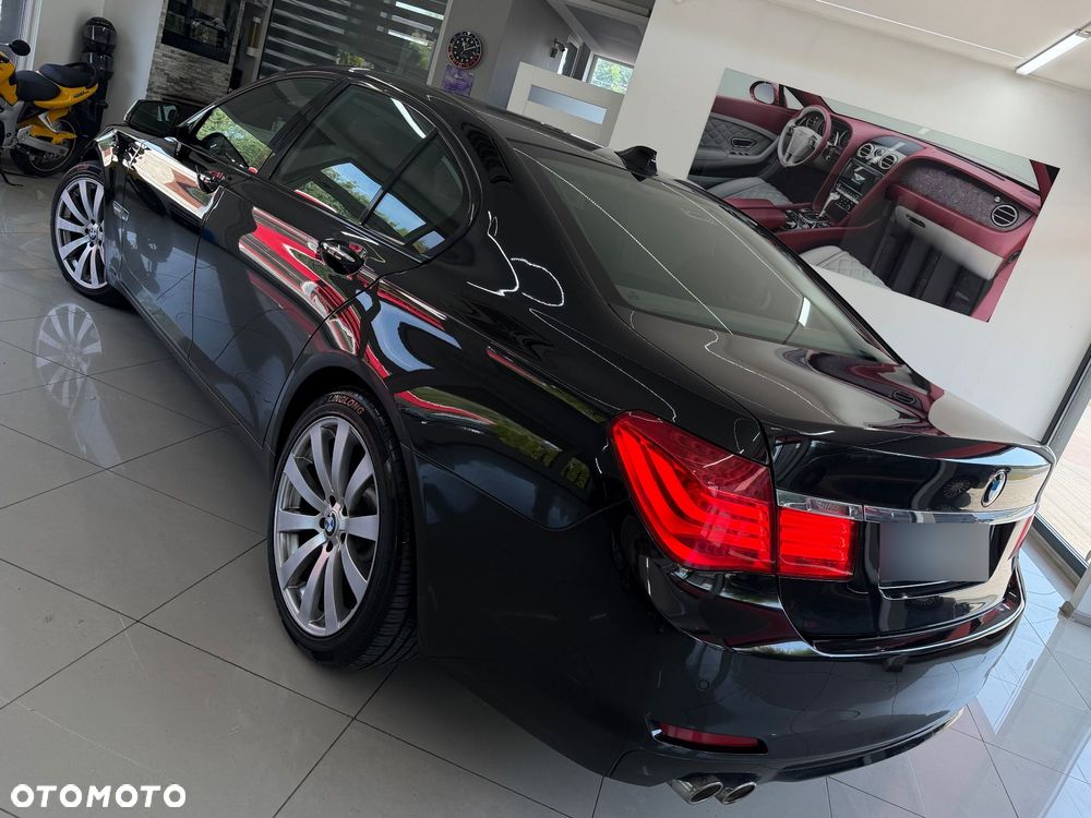 BMW Seria 7 730d - 17