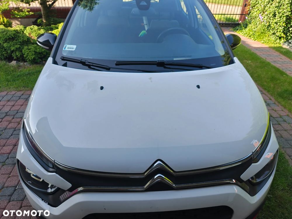 Citroën C3 1.2 PureTech Shine EAT6 - 2