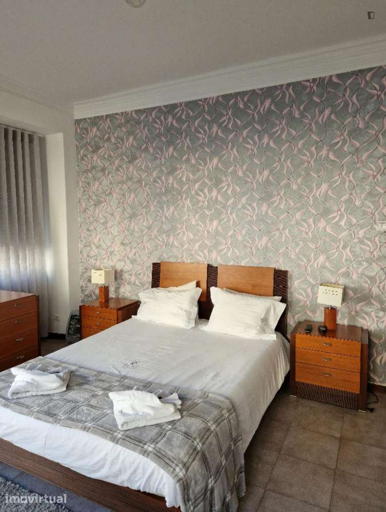 Quarto - localizado em Penha de França Lisbon - Grande imagem: 5/7