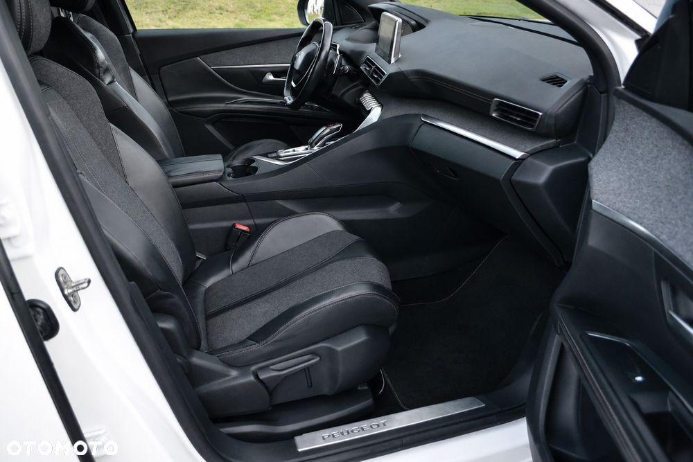 Peugeot 5008 1.6 BlueHDI Allure S&S EAT6 - 9
