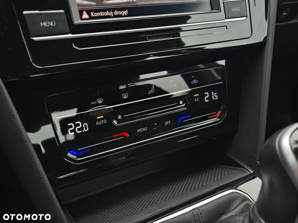 Volkswagen Passat 2022