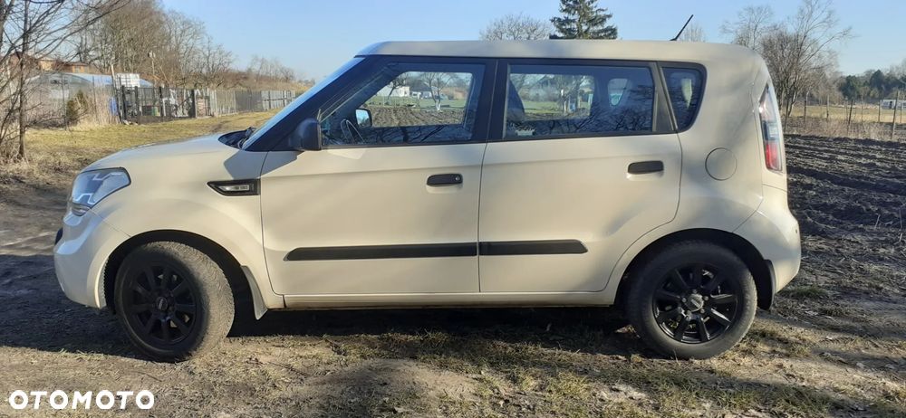 Kia Soul 1.6 L - 8