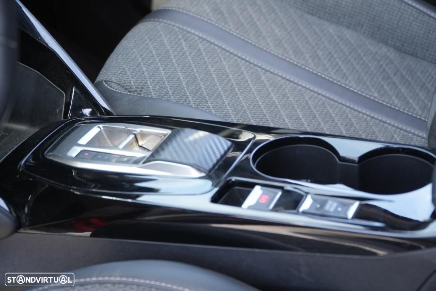 Peugeot 2008 PureTech 130 EAT8 Allure Pack - 7