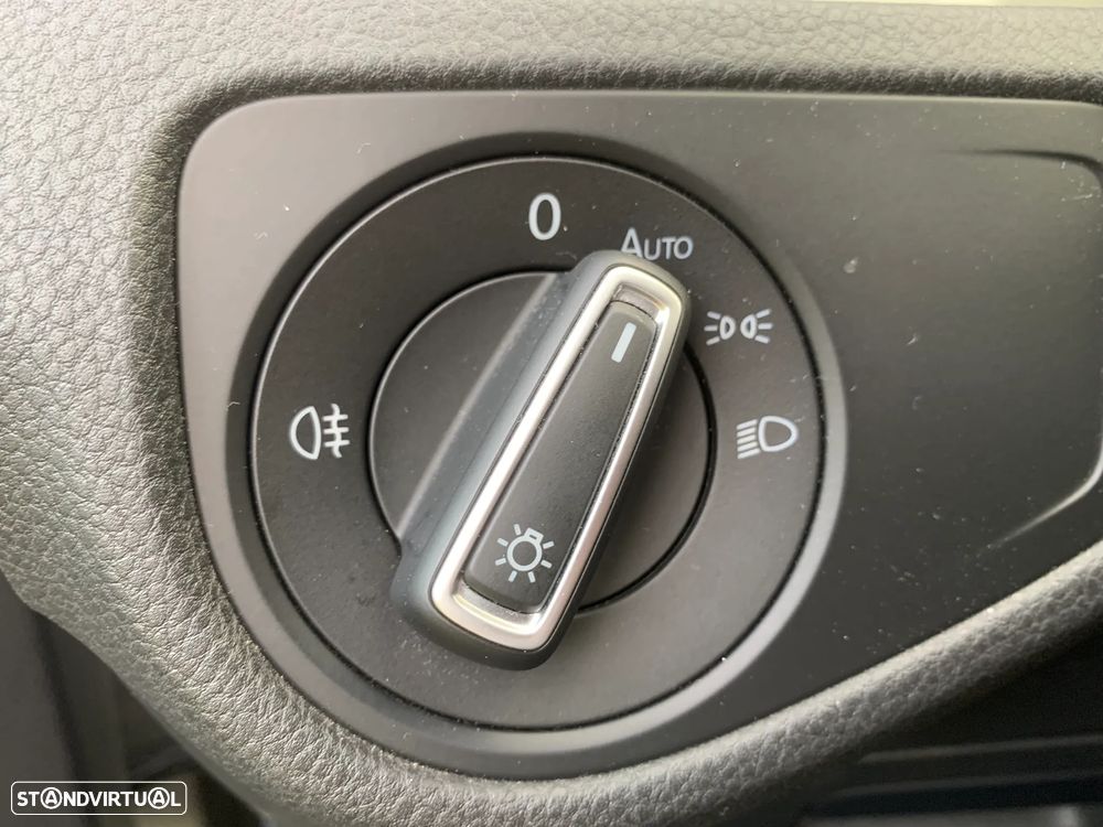 VW e-Golf - 14