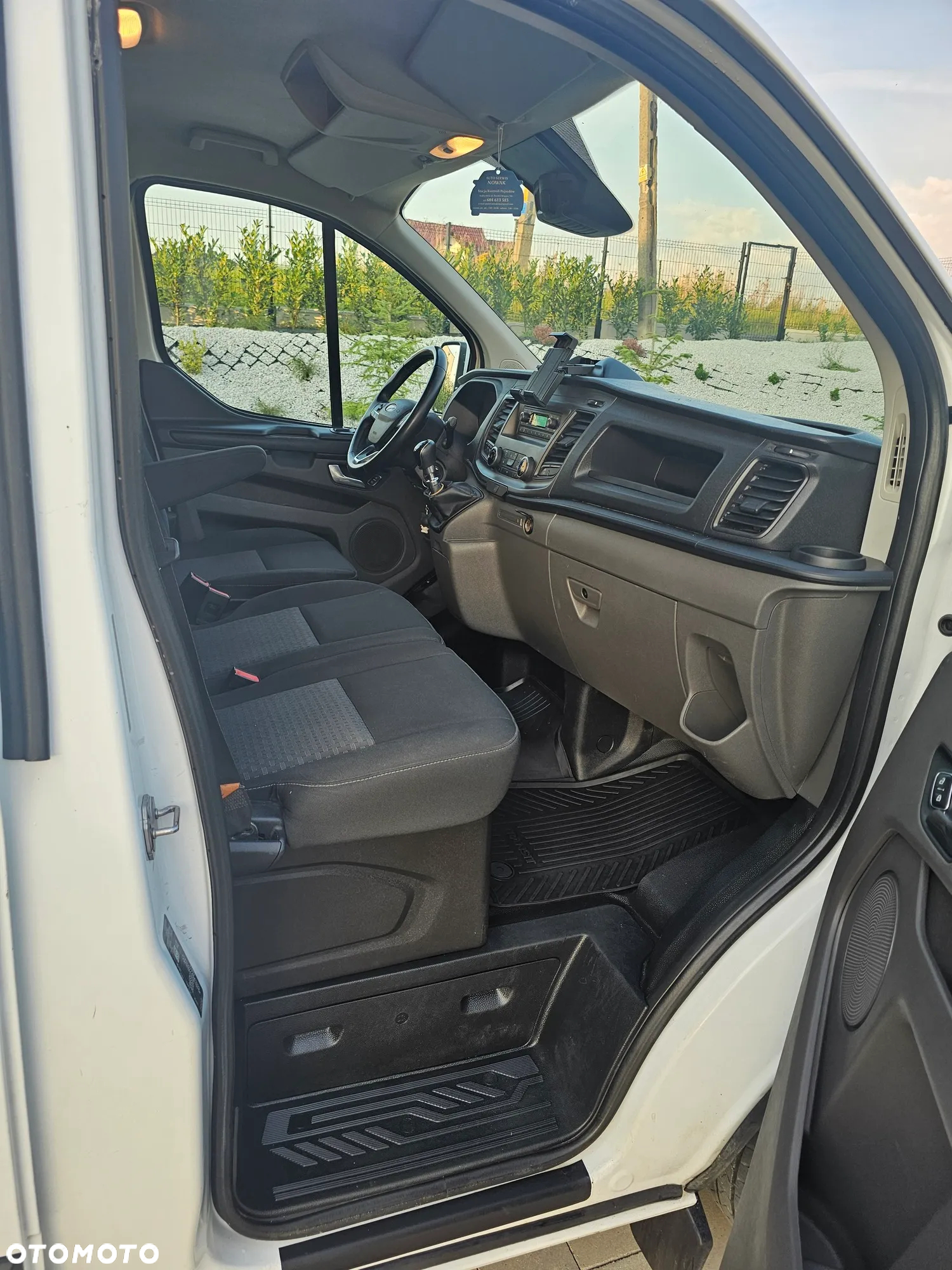Ford Transit Custom - 22