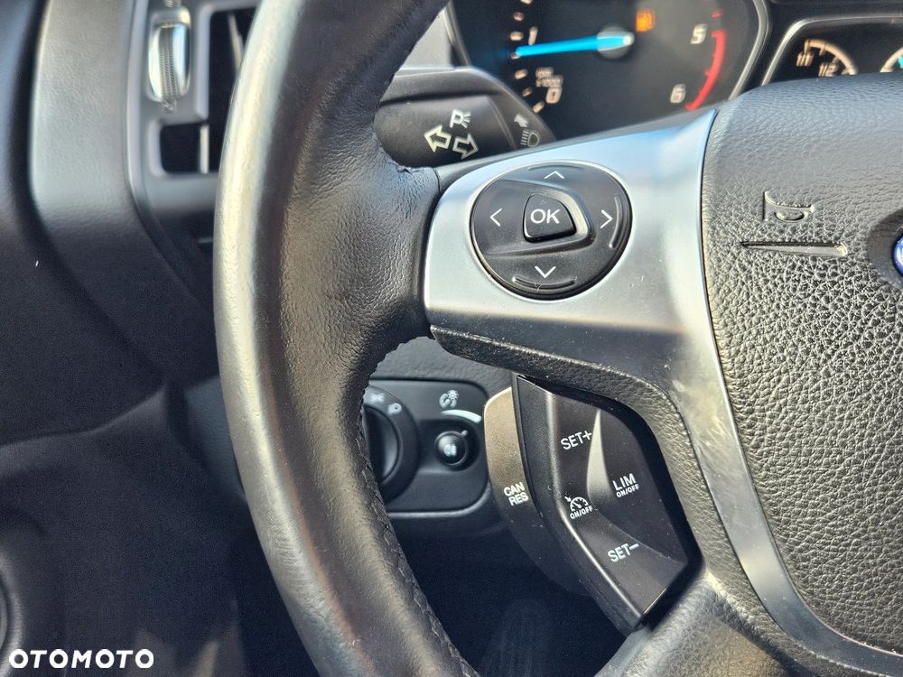 Ford Kuga 2.0 TDCi 4WD Trend - 28