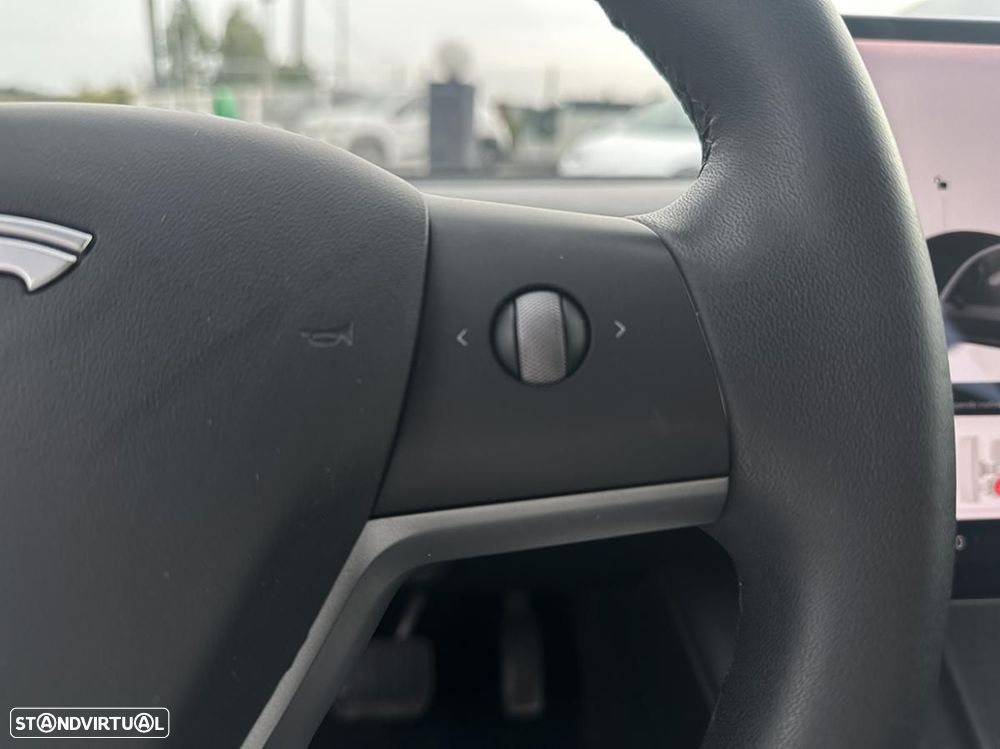 Tesla Model 3 Long Range AWD Dual Motor - 36