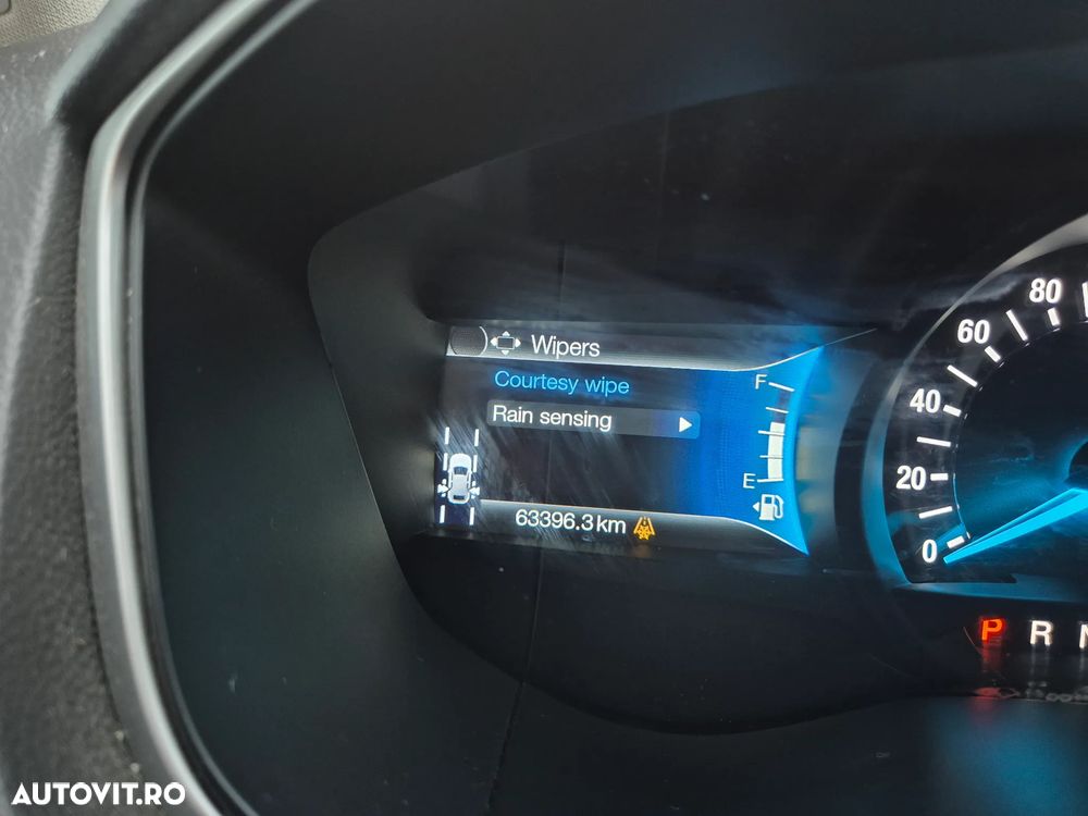 Ford Mondeo 2.0 HEV Trend - 19