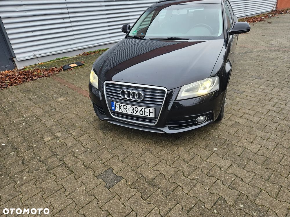 Audi A3 Sportback 2.0 TDI DSG Ambiente - 16