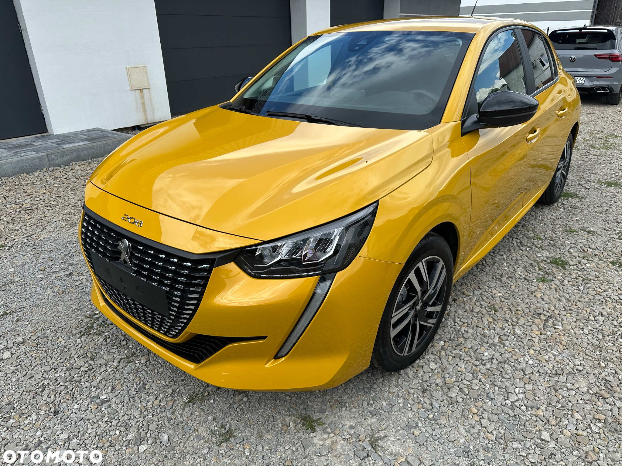 Peugeot 208 - 2