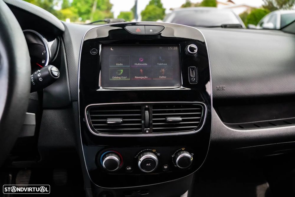 Renault Clio 1.5 dCi Limited EDition - 20