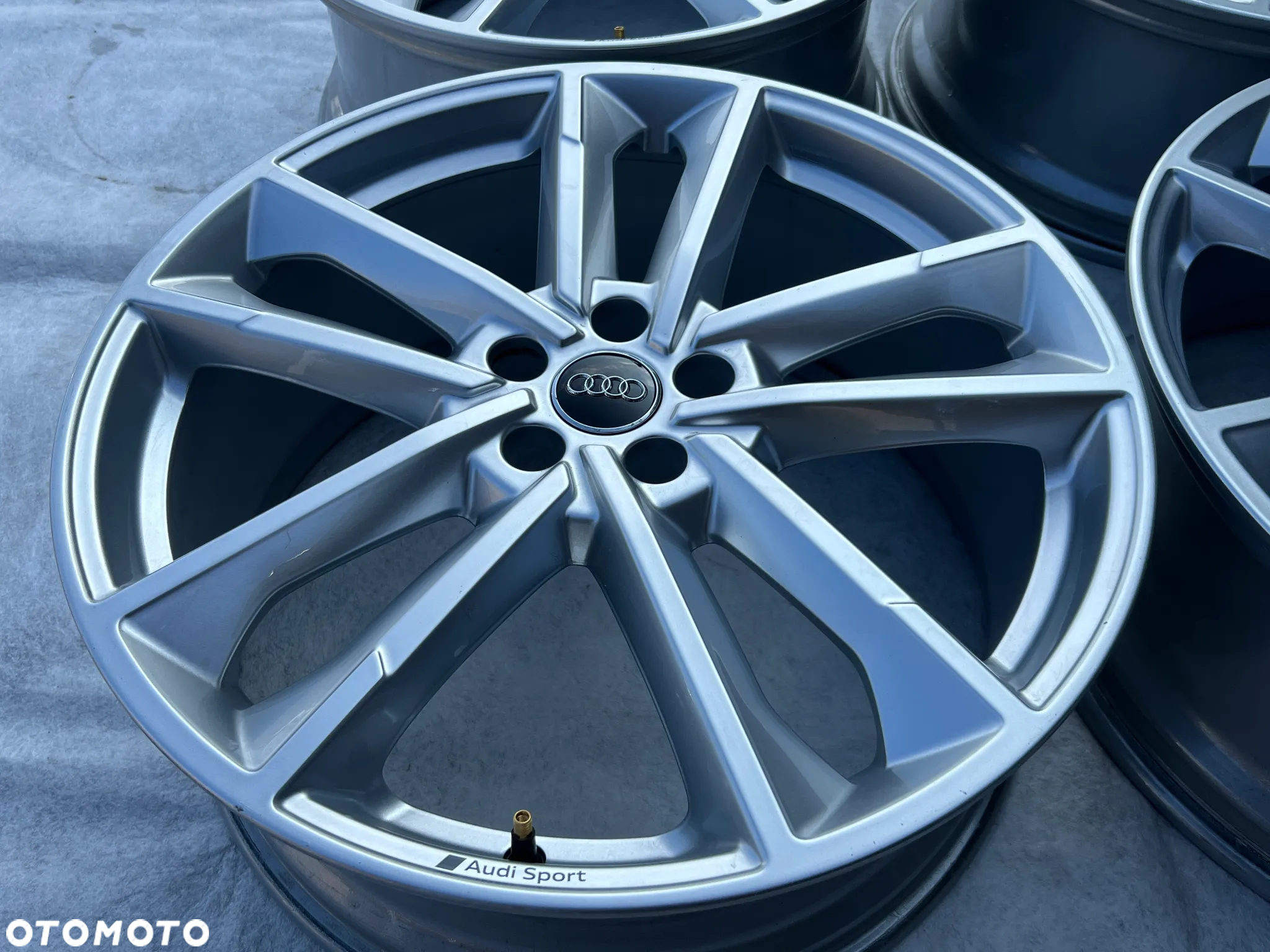 ORYGINALNE FELGI AUDI A6 C8 C7 4K0 21'' SREBRNE IDEALNE - 7