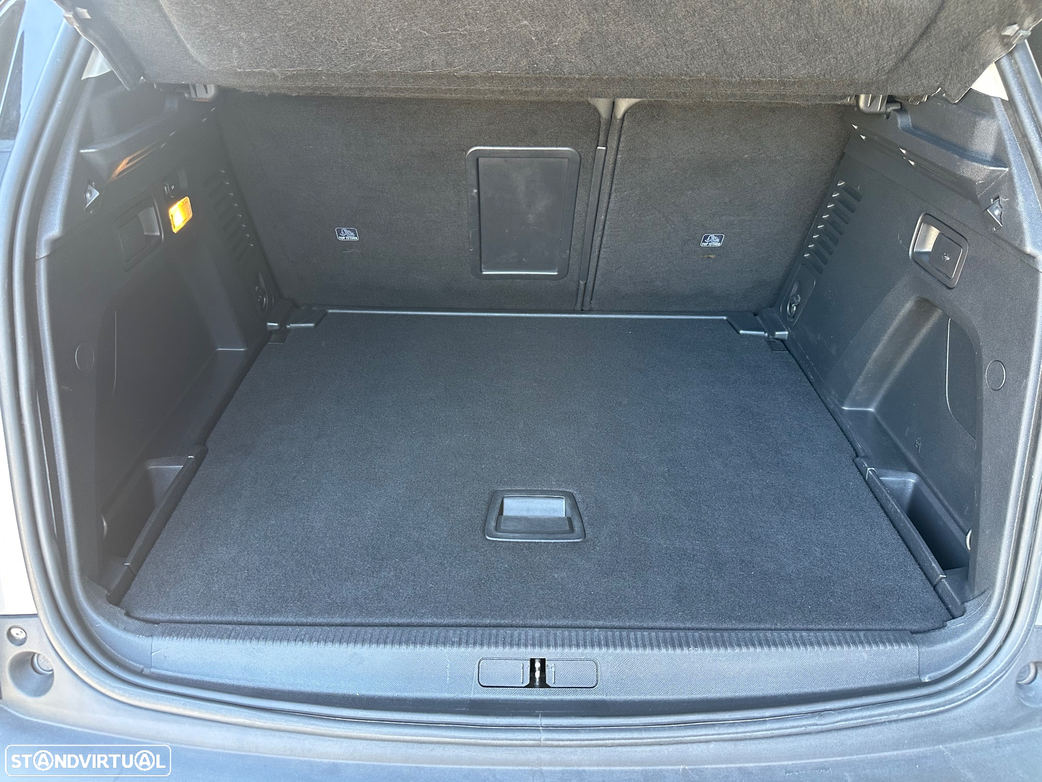 Peugeot 3008 BlueHDi 130 Stop & Start EAT8 Allure - 19