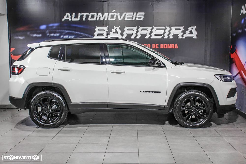 Jeep Compass 1.5 TG e-Hybrid Night Eagle DCT - 17