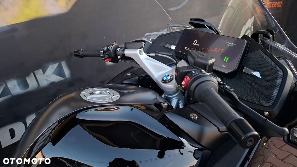 BMW R - 18